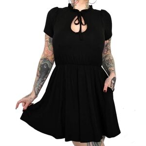 Fox blood tea time dress size med